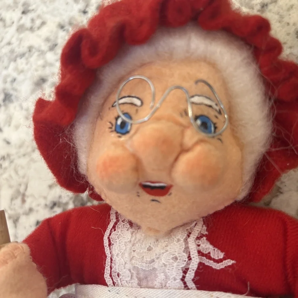 N/A santakins mrs